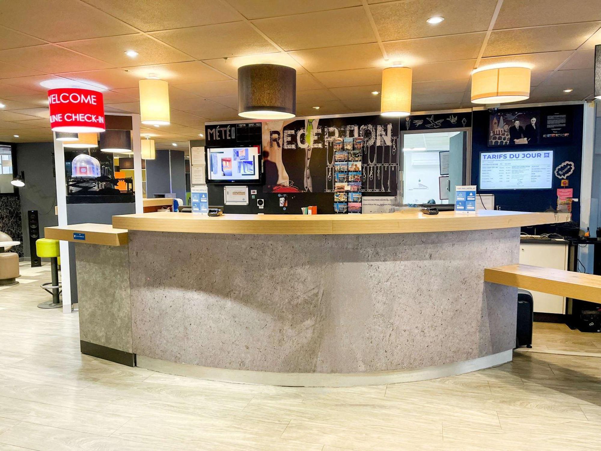 Ibis Budget Marseille Vieux Port מראה חיצוני תמונה